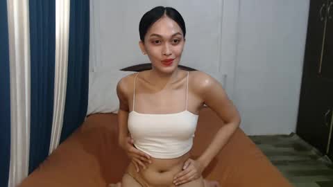 Snapshot of divina_graciaxx chatting on February 22, 2025, 3:34 am DIVINA online show from February 22, 2025, 3:34 am