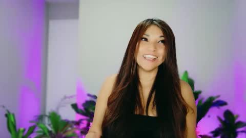 Snapshot of divinelynn chatting on November 26, 2025, 4:19 pm DivineLynn online show from November 26, 2025, 4:19 pm