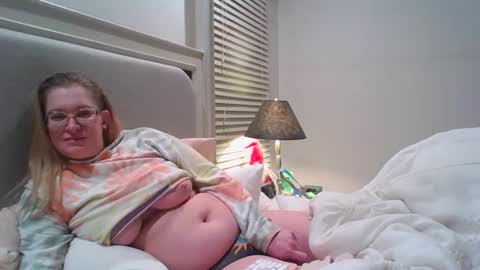 dixie_comanche online show from January 6, 2025, 7:20 am