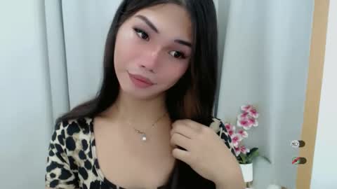 Snapshot of dixie_cutie chatting on November 12, 2025, 3:56 pm Dixie online show from November 12, 2025, 3:56 pm