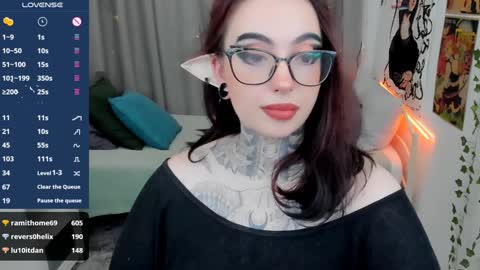 Snapshot of dixipixi_ chatting on January 3, 2025, 11:46 am dixipixi_ online show from January 3, 2025, 11:46 am