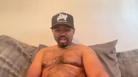 Snapshot of djblackdaddy chatting on November 10, 2025, 6:51 pm djblackdaddy online show from November 10, 2025, 6:51 pm