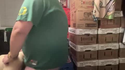 Snapshot of djfreeque chatting on December 8, 2024, 4:57 am djfreeque online show from December 8, 2024, 4:57 am