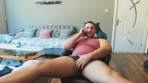 Snapshot of djmute chatting on October 20, 2025, 12:27 pm STR8 BOYv online show from October 20, 2025, 12:27 pm