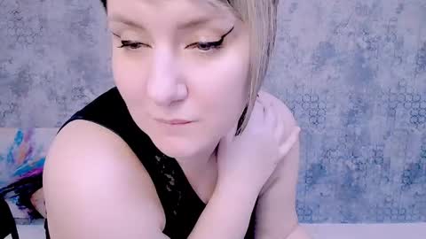 Snapshot of djullia chatting on January 24, 2025, 3:34 pm djullia online show from January 24, 2025, 3:34 pm
