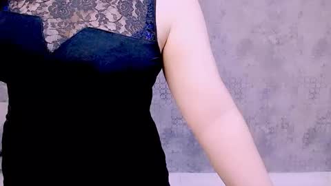Snapshot of djullia chatting on October 12, 2025, 5:17 am djullia online show from October 12, 2025, 5:17 am