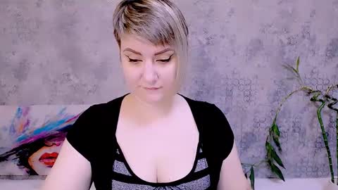 djullia online show from November 9, 2025, 6:12 am