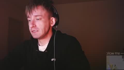 Snapshot of dmitrydickov chatting on December 16, 2024, 4:45 am DmitryDickov online show from December 16, 2024, 4:45 am