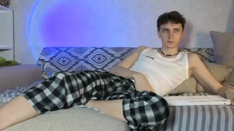 Snapshot of doedeeer chatting on December 24, 2024, 4:22 am Alex online show from December 24, 2024, 4:22 am