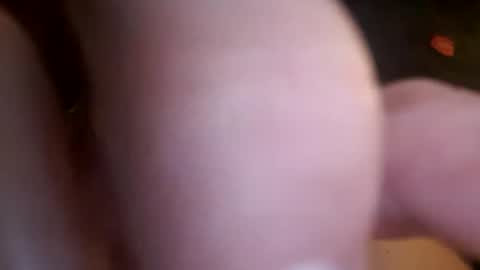 Snapshot of dogido682768 chatting on January 12, 2025, 6:38 pm Uklover86 online show from January 12, 2025, 6:38 pm