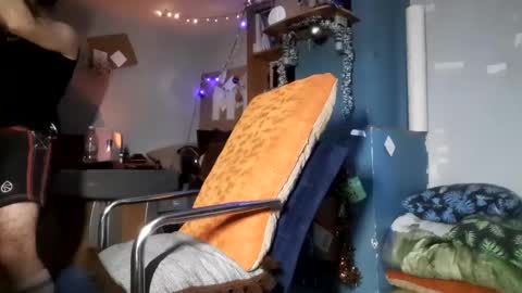 Snapshot of dogwithamohawk chatting on January 4, 2025, 12:49 pm dogwithamohawk online show from January 4, 2025, 12:49 pm