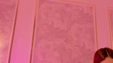 Snapshot of doll_eyeess_ chatting on October 22, 2025, 2:34 am D online show from October 22, 2025, 2:34 am