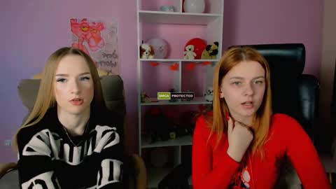Snapshot of doll_vey chatting on February 26, 2025, 1:19 pm doll_vey online show from February 26, 2025, 1:19 pm