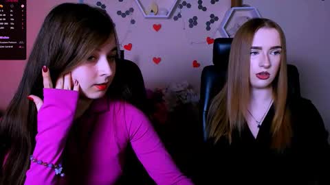 Snapshot of doll_vey chatting on September 21, 2025, 7:04 pm doll_vey online show from September 21, 2025, 7:04 pm