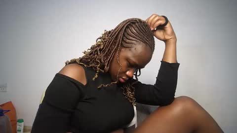 dollberry online show from January 28, 2025, 10:45 am