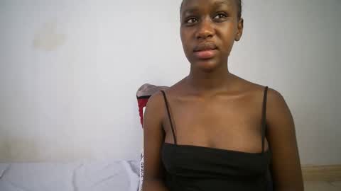 dollberry online show from March 5, 2025, 7:05 am