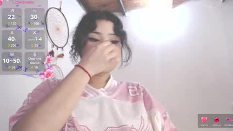 Snapshot of dollysweet666 chatting on October 22, 2025, 1:17 am dollysweet666 online show from October 22, 2025, 1:17 am