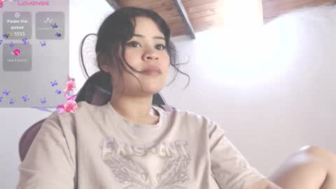 Snapshot of dollysweet666 chatting on November 26, 2025, 4:13 am dollysweet666 online show from November 26, 2025, 4:13 am