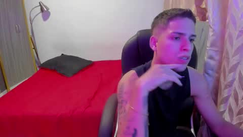 Snapshot of domi_master chatting on October 17, 2025, 12:47 am MASTER online show from October 17, 2025, 12:47 am