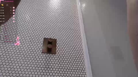 Alex...  online show from January 7, 2025, 1:35 pm