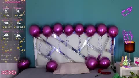 Dominic online show from December 22, 2024, 4:59 pm