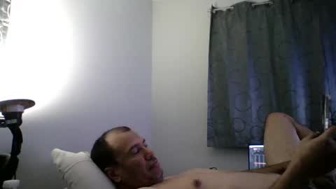 Snapshot of dominicanorico chatting on February 9, 2025, 11:36 pm luis online show from February 9, 2025, 11:36 pm