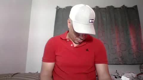 Snapshot of dominicanorico chatting on November 9, 2025, 2:54 am luis online show from November 9, 2025, 2:54 am