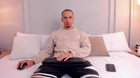 Snapshot of dominick_star chatting on November 11, 2025, 4:23 am Dominick Star online show from November 11, 2025, 4:23 am