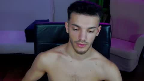 dominicvalente online show from November 16, 2025, 6:57 pm