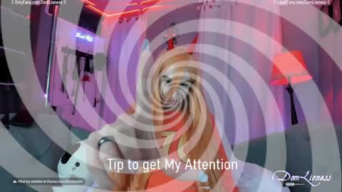 Snapshot of domlioness chatting on February 3, 2025, 2:58 am DomLioness online show from February 3, 2025, 2:58 am