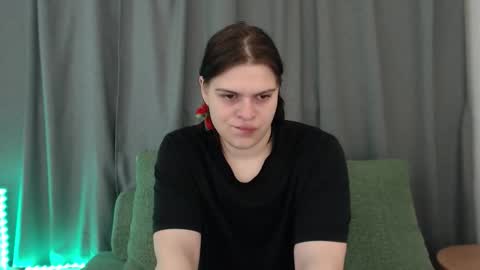 Snapshot of dona_mafia chatting on November 13, 2025, 11:47 pm dona_mafia online show from November 13, 2025, 11:47 pm