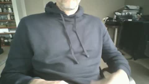 Snapshot of donaldtrump775 chatting on November 13, 2025, 8:35 am donaldtrump775 online show from November 13, 2025, 8:35 am