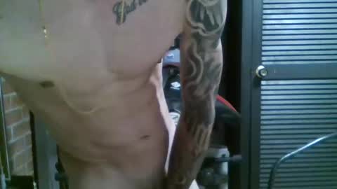 dondoscientos online show from November 23, 2025, 4:01 am