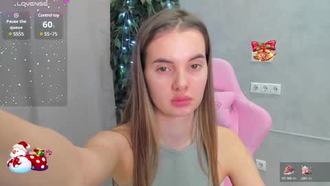 Snapshot of donnaaa_evans chatting on December 16, 2024, 3:08 am Donna On GMT2 Mon-Fri 3-9 AM online show from December 16, 2024, 3:08 am