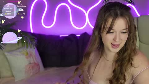 Snapshot of donnalust chatting on October 31, 2025, 10:27 am DONNA online show from October 31, 2025, 10:27 am