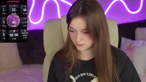 Snapshot of donnalust chatting on November 3, 2025, 8:10 pm DONNA online show from November 3, 2025, 8:10 pm