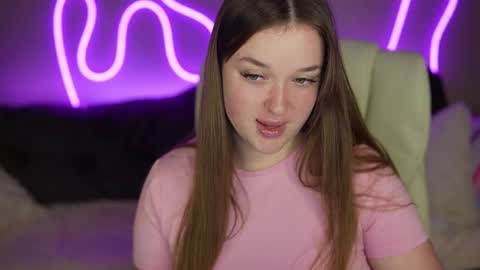 Snapshot of donnalust chatting on November 29, 2025, 10:51 am DONNA online show from November 29, 2025, 10:51 am