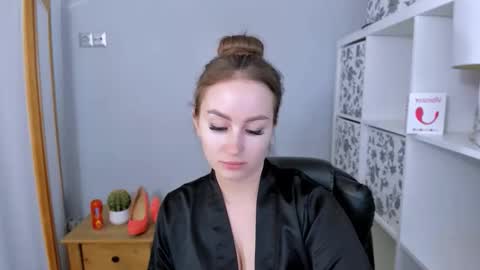 DonnaSensual online show from November 10, 2025, 3:44 pm