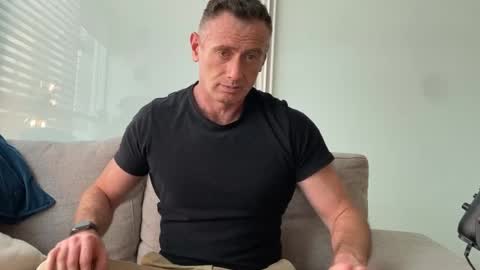 Donny online show from November 21, 2025, 10:19 pm