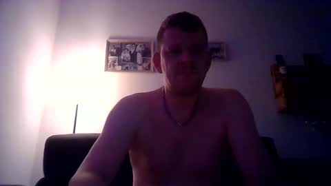 Snapshot of dony83mv chatting on January 4, 2025, 4:54 pm dony83mv online show from January 4, 2025, 4:54 pm