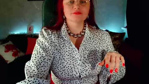 Snapshot of doraross chatting on January 30, 2025, 12:37 pm Dora online show from January 30, 2025, 12:37 pm