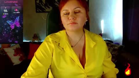 Snapshot of doraross chatting on October 7, 2025, 8:33 am Dora online show from October 7, 2025, 8:33 am