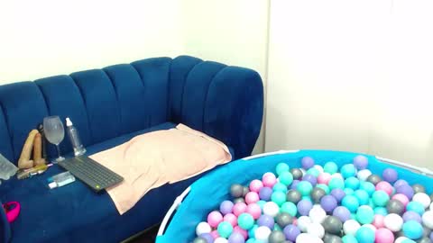 Snapshot of dorettaacreman chatting on November 3, 2025, 11:44 am Anny online show from November 3, 2025, 11:44 am