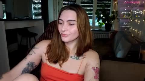 Snapshot of dorfmatratze_ chatting on September 9, 2025, 5:40 am Alice online show from September 9, 2025, 5:40 am