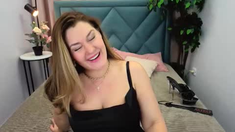 doriana_gray online show from December 3, 2025, 4:38 pm