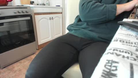 Snapshot of doriancretu95 chatting on December 17, 2024, 9:07 am menu below online show from December 17, 2024, 9:07 am