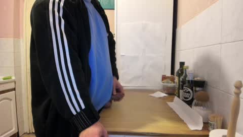 Snapshot of doriancretu95 chatting on January 16, 2025, 4:49 am menu below online show from January 16, 2025, 4:49 am