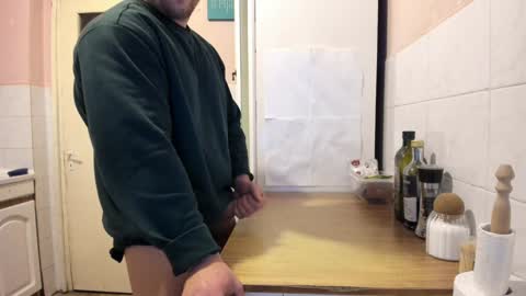 Snapshot of doriancretu95 chatting on February 8, 2025, 3:42 pm menu below online show from February 8, 2025, 3:42 pm