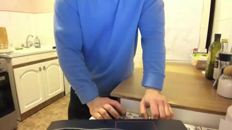 Snapshot of doriancretu95 chatting on February 16, 2025, 9:05 pm menu below online show from February 16, 2025, 9:05 pm