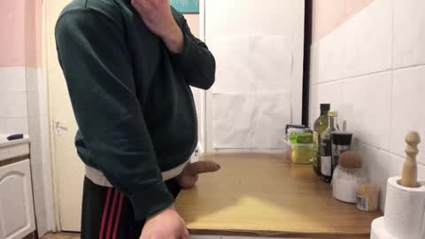 Snapshot of doriancretu95 chatting on February 23, 2025, 10:17 am menu below online show from February 23, 2025, 10:17 am